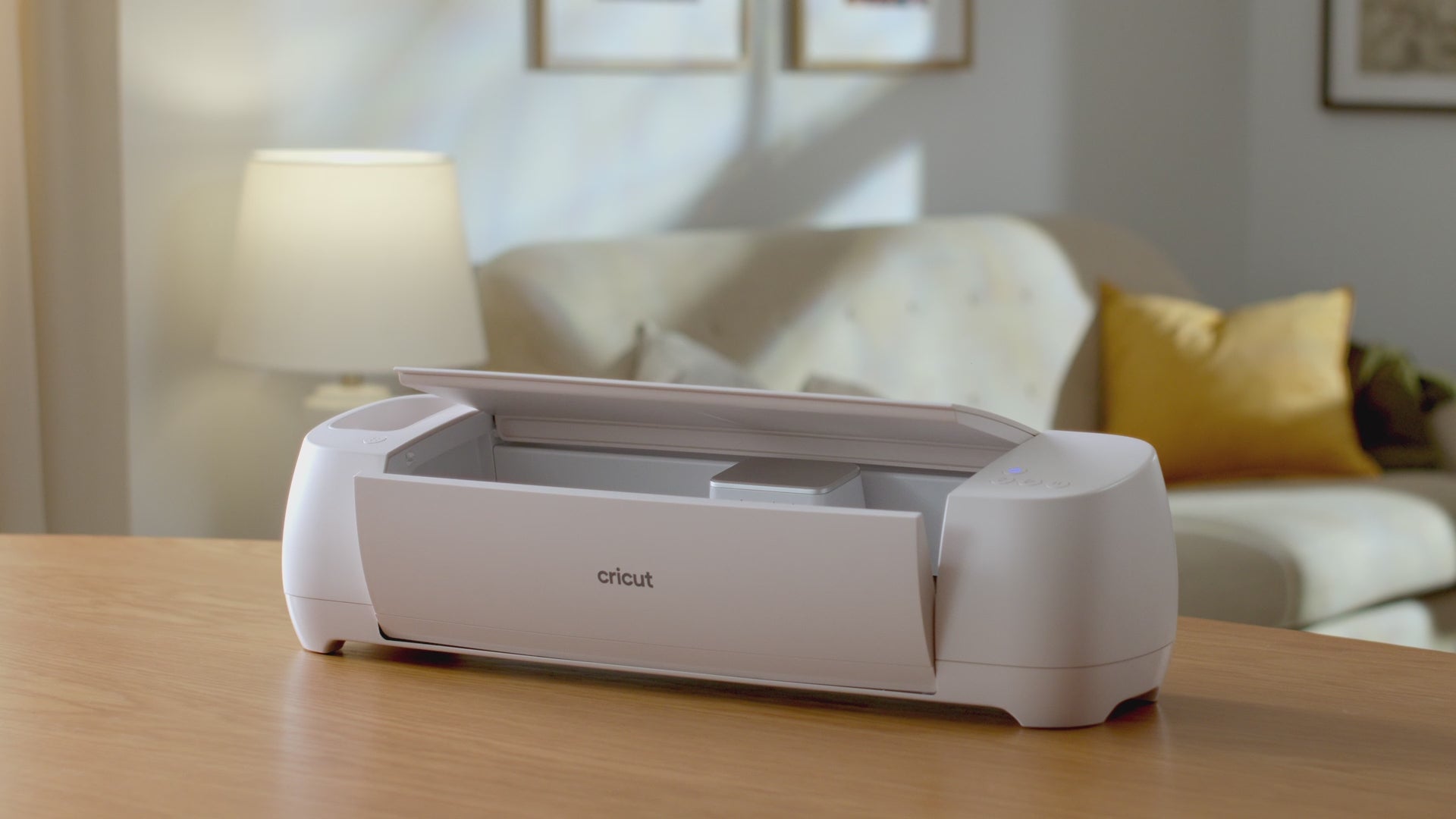 Last inn video: NYHET! Cricut Maker 4 &amp; Cricut Explore 4